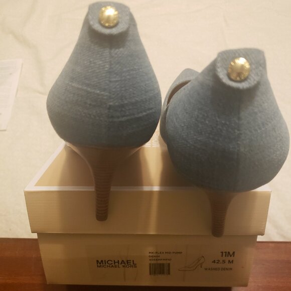 Michael Kors Pumps - Picture 5 of 7